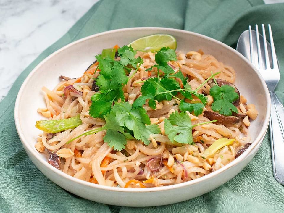 Pad thai med svamp