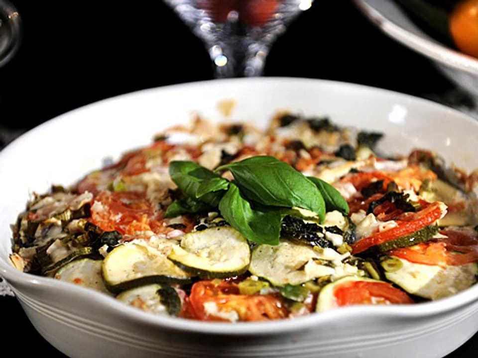 Zucchini- och tomatgratäng